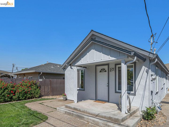 27 Spruce St, Brentwood, CA | . Photo 1 of 49