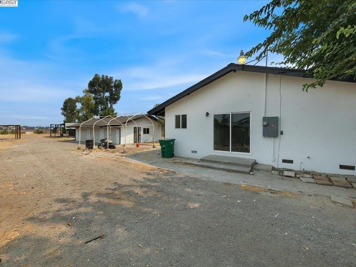 27110 S Corral Hollow Rd, Tracy, CA | . Photo 32 of 37