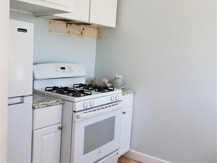 Rental 2764 73rd Ave, Oakland, CA, 94605. Photo 4 of 14