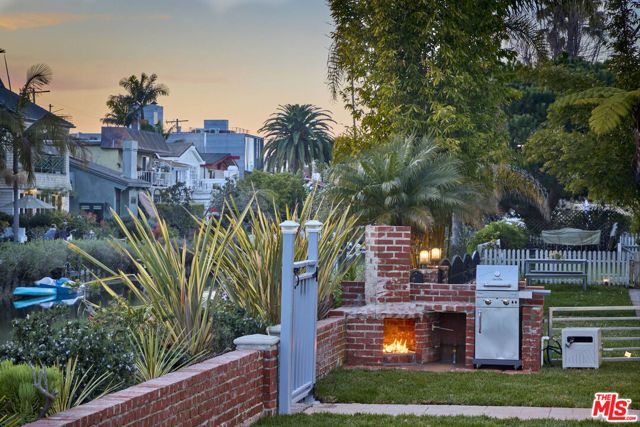 2814 Grand Canal, Venice (los Angeles), CA | . Photo 21 of 28