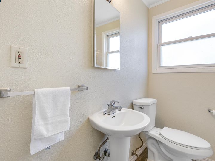 2919 Lowell Ave, Richmond, CA | Andrade. Photo 11 of 28