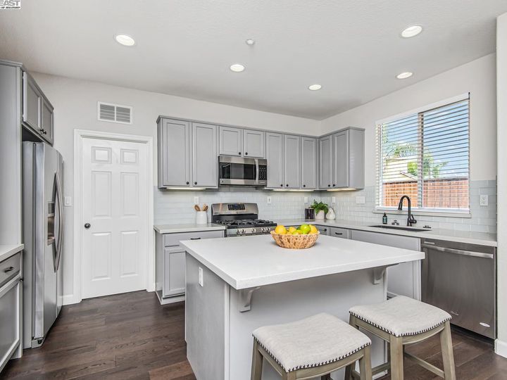 2928 Dahlia Ct, Brentwood, CA | Brentwood Park. Photo 13 of 44