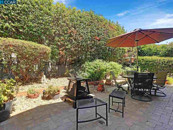 305 Upton Pyne Dr, Brentwood, CA | Summerset 2. Photo 33 of 38