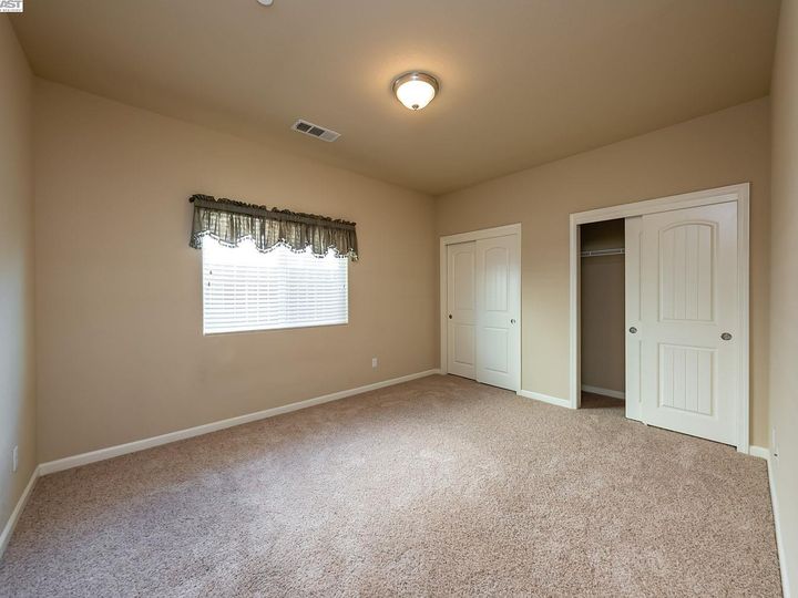 3075 N Carriage Ave, Fresno, CA | . Photo 20 of 40