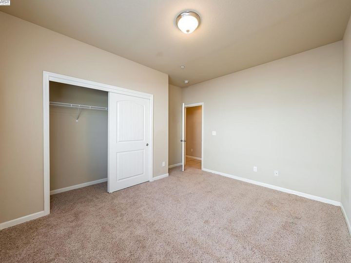 3075 N Carriage Ave, Fresno, CA | . Photo 24 of 40