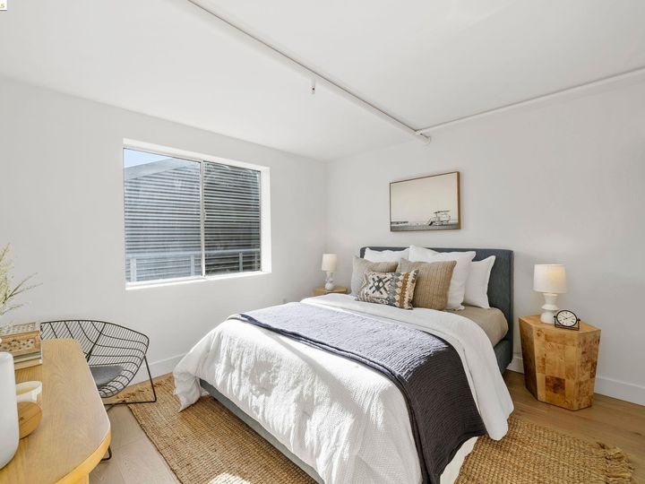 The Sierra At Jack London Square condo #PH 5. Photo 22 of 50