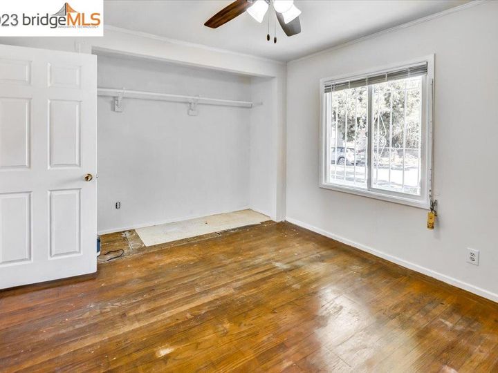 319 Ghormley Ave, Oakland, CA | Brookfield. Photo 17 of 36