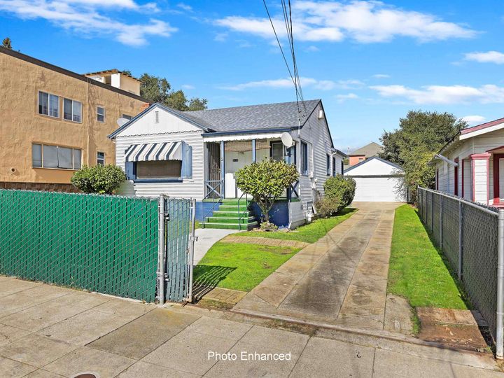 3200 Brookdale Ave, Oakland, CA | Dimond District. Photo 1 of 13