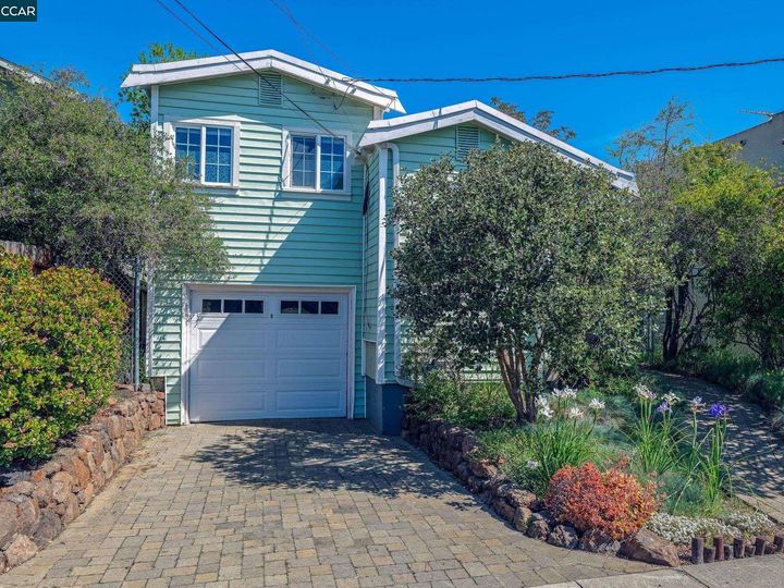 3241 Liese Ave, Oakland, CA | Allendale. Photo 2 of 25
