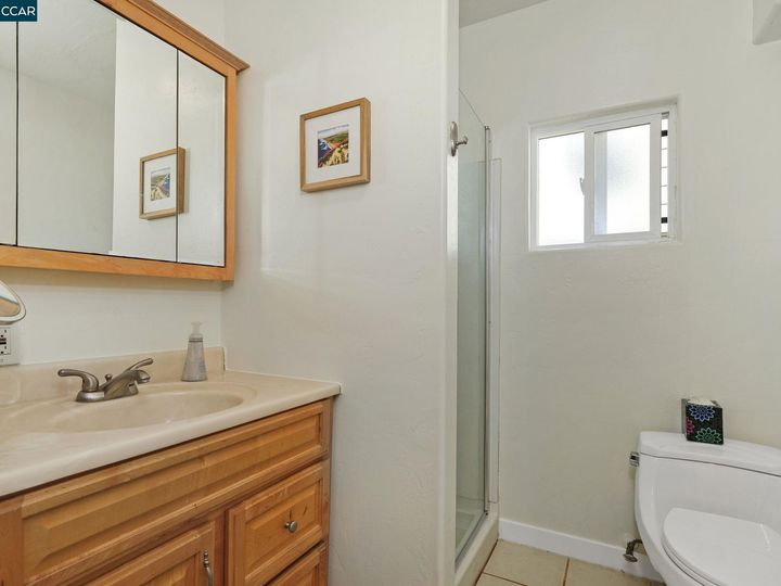 3241 Liese Ave, Oakland, CA | Allendale. Photo 16 of 25