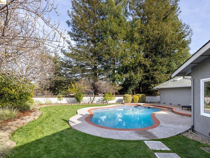 3262 Woodview Dr, Lafayette, CA | Burton Valley. Photo 37 of 56