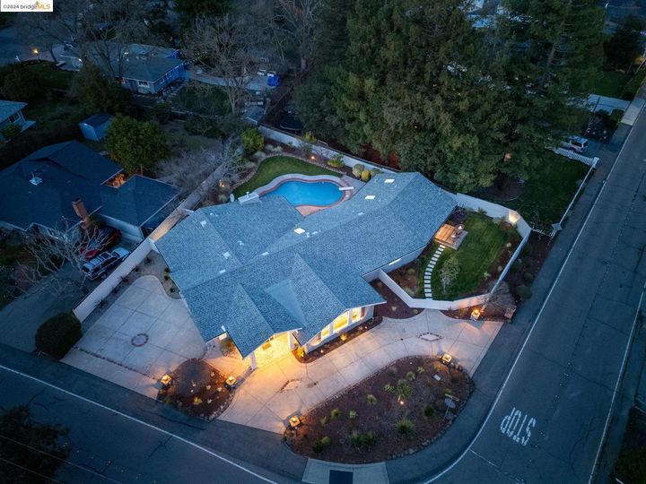3262 Woodview Dr, Lafayette, CA | Burton Valley. Photo 49 of 56