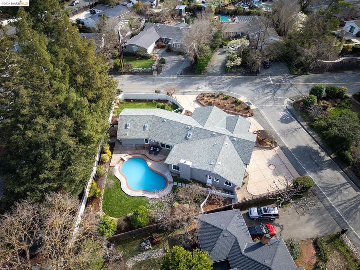 3262 Woodview Dr, Lafayette, CA | Burton Valley. Photo 52 of 56