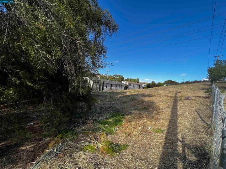 332 Home Acres Ave Vallejo CA. Photo 1 of 2
