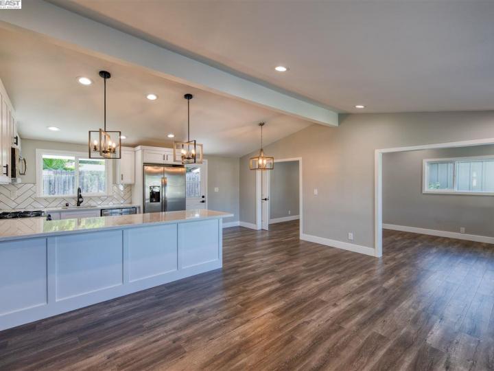 3324 Woodhaven Ln, Concord, CA | Holbrook Heights. Photo 2 of 20