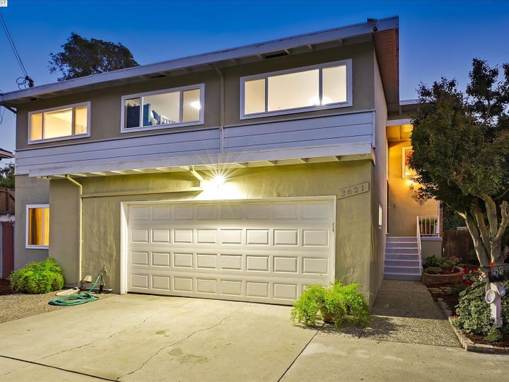 3621 Swallow Ct, Castro Valley, CA | 7 Hills. Photo 1 of 40