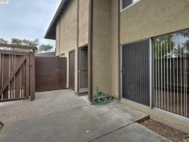 365 Viaduct Rosario, Fremont, CA, 94539 Townhouse. Photo 17 of 18