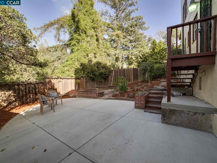 3663 Delmont Ave, Oakland, CA | Chimes Terrace. Photo 33 of 40