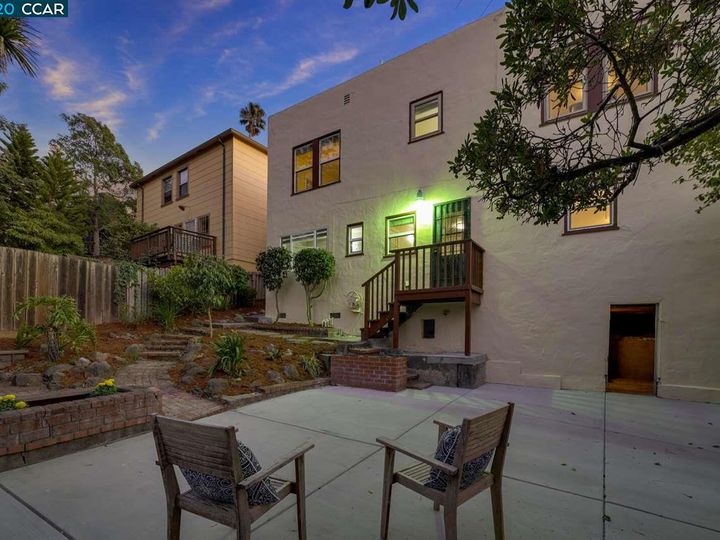 3663 Delmont Ave, Oakland, CA | Chimes Terrace. Photo 35 of 40