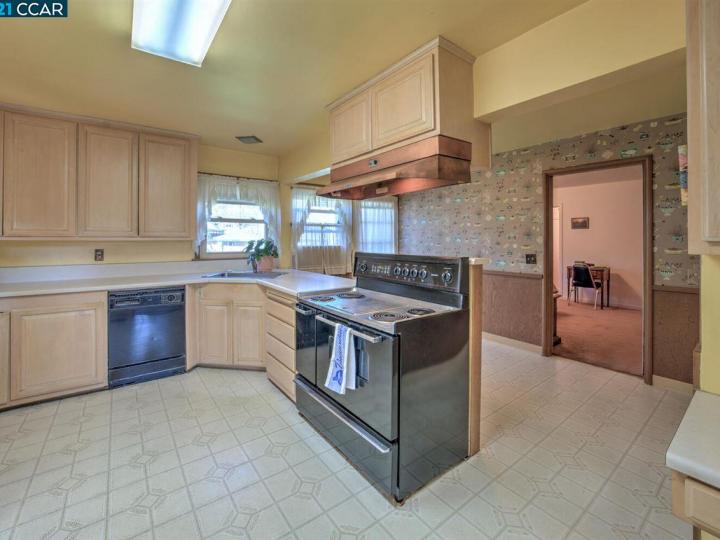 37 Ackley Ct, Pleasant Hill, CA | . Photo 12 of 30