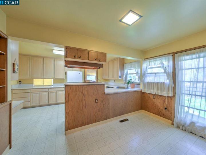 37 Ackley Ct, Pleasant Hill, CA | . Photo 14 of 30