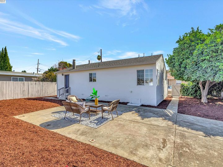 37435 Church Ave, Fremont, CA | Centerville. Photo 17 of 32