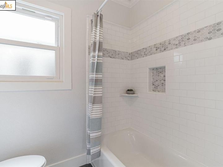 3909 Ruby St, Oakland, CA | Lower Temescal. Photo 22 of 39