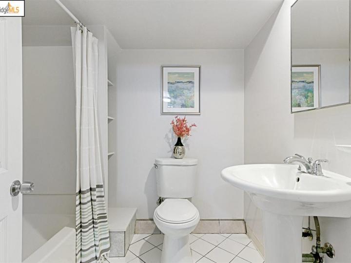 3909 Ruby St, Oakland, CA | Lower Temescal. Photo 30 of 39