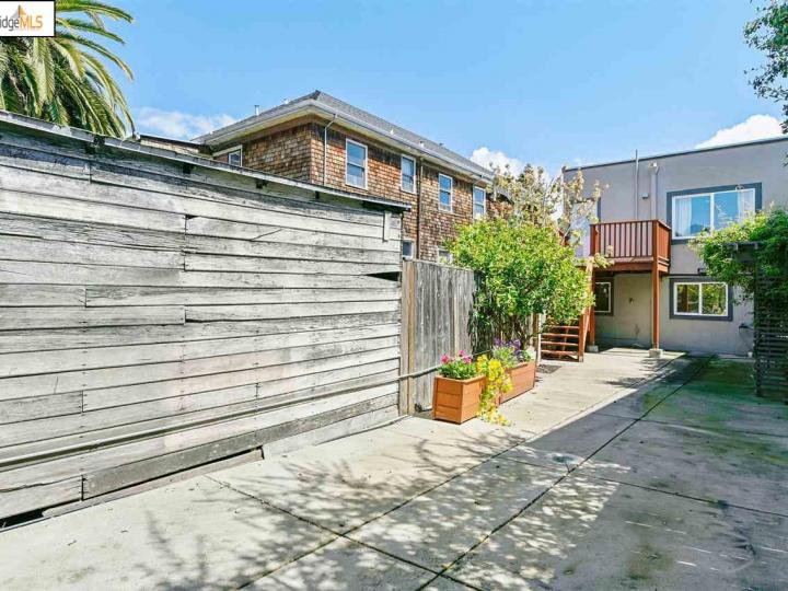 3909 Ruby St, Oakland, CA | Lower Temescal. Photo 37 of 39