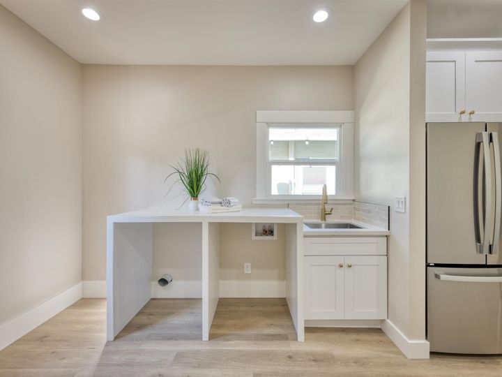 393 50th St, Oakland, CA | . Photo 14 of 36