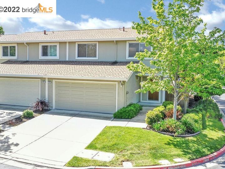 402 Shoreline Dr, Pittsburg, CA, 94565 Townhouse. Photo 1 of 30