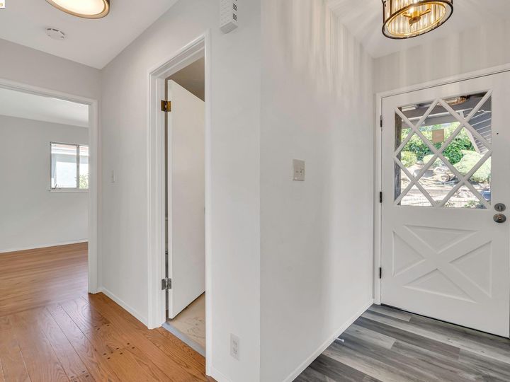 4031 Vale Ave, Oakland, CA | Redwood Heights. Photo 10 of 59