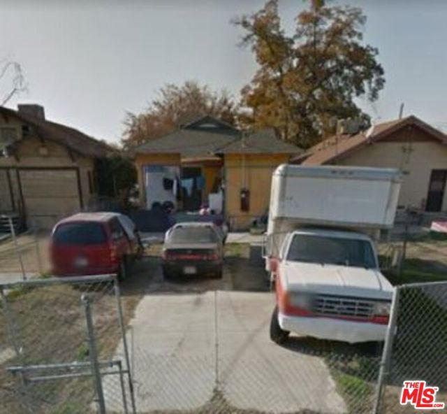 426 Chester Ave, Bakersfield, CA | . Photo 2 of 6