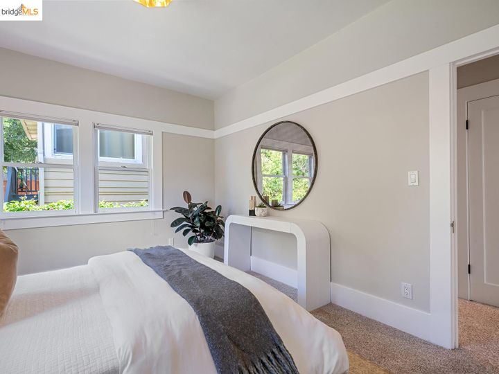 4408 Brookdale Ave, Oakland, CA | Maxwell  Park. Photo 26 of 48