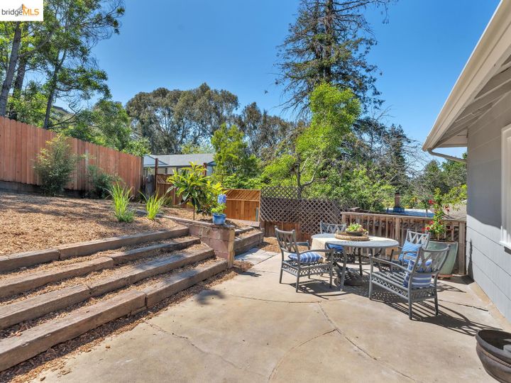 4411 Brookdale Ave, Oakland, CA | Maxwell  Park. Photo 24 of 34