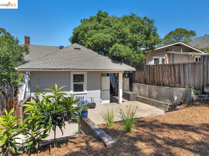 4411 Brookdale Ave, Oakland, CA | Maxwell  Park. Photo 25 of 34