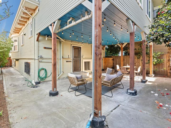 4419 West St, Oakland, CA | Longfellow District. Photo 21 of 42