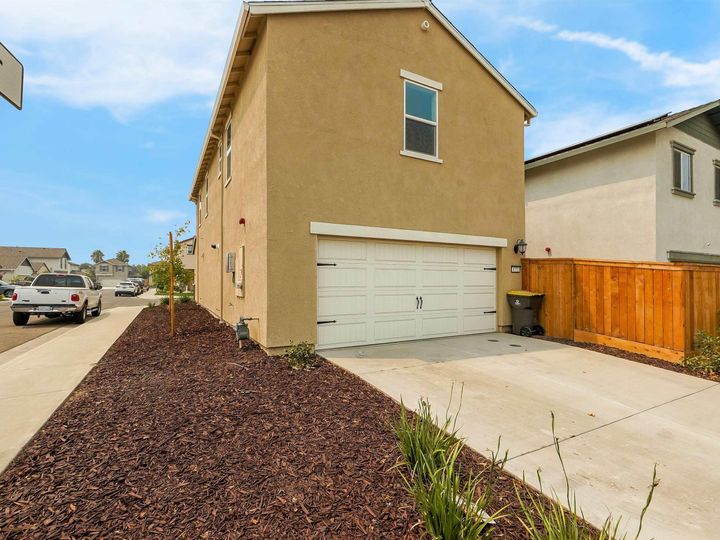4772 Lisette Way, Stockton, CA | French Camp. Photo 18 of 27