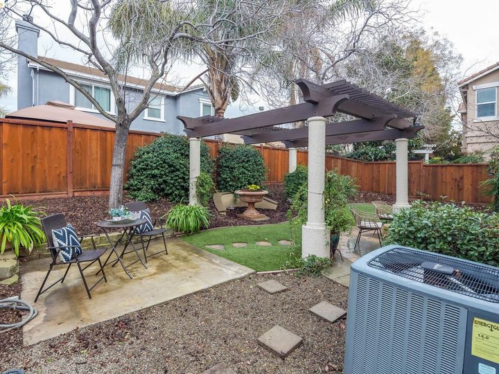 492 Montecito Dr, Brentwood, CA | Brentwood Hills. Photo 39 of 40