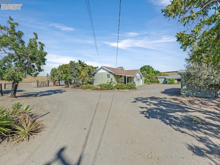 4948 Mines Rd, Livermore, CA | Country. Photo 4 of 50