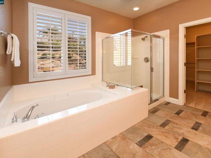 5391 Fernbank Dr, Concord, CA | Crystal Ranch. Photo 26 of 59
