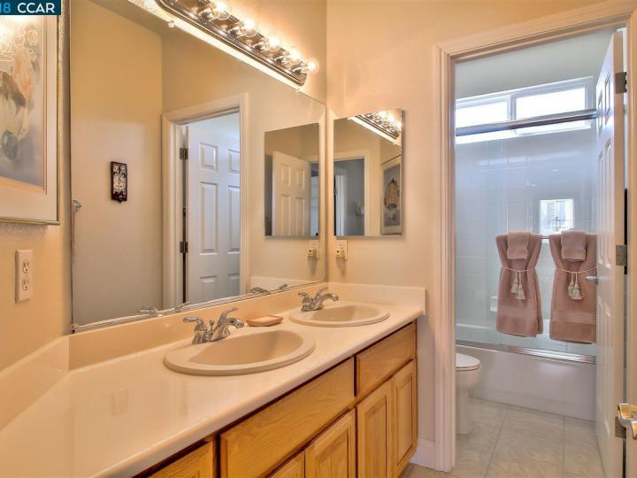 5412 Hiddenwood Ct, Concord, CA | Crystal Ranch. Photo 27 of 40