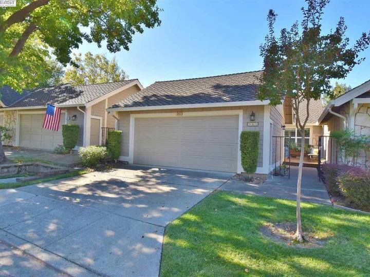 543 Silver Lake Dr, Danville, CA, 94526 Townhouse. Photo 1 of 40