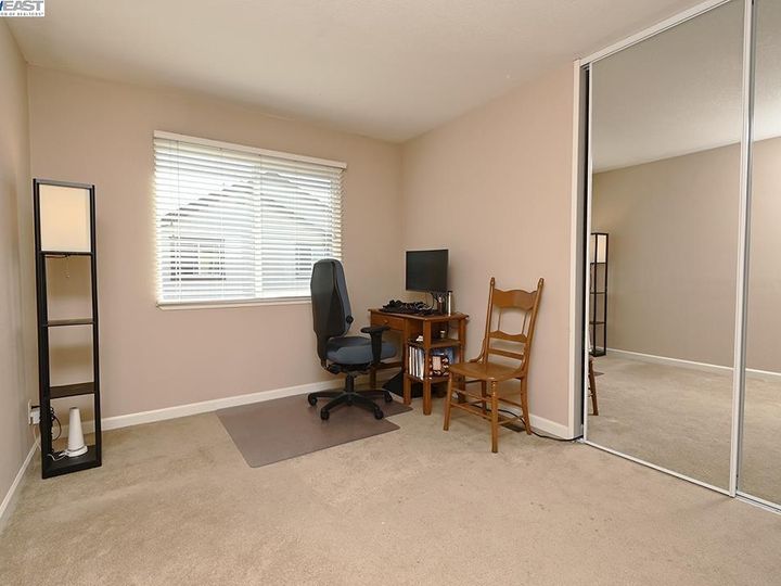 5474 Treeflower Dr Livermore CA Multi-family home. Photo 15 of 36