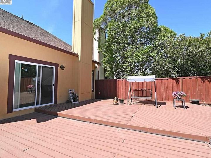 5474 Treeflower Dr Livermore CA Multi-family home. Photo 25 of 36