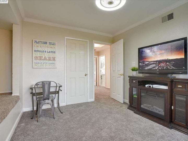 5480 Evelyn Way, Livermore, CA | Rhonewood. Photo 16 of 40