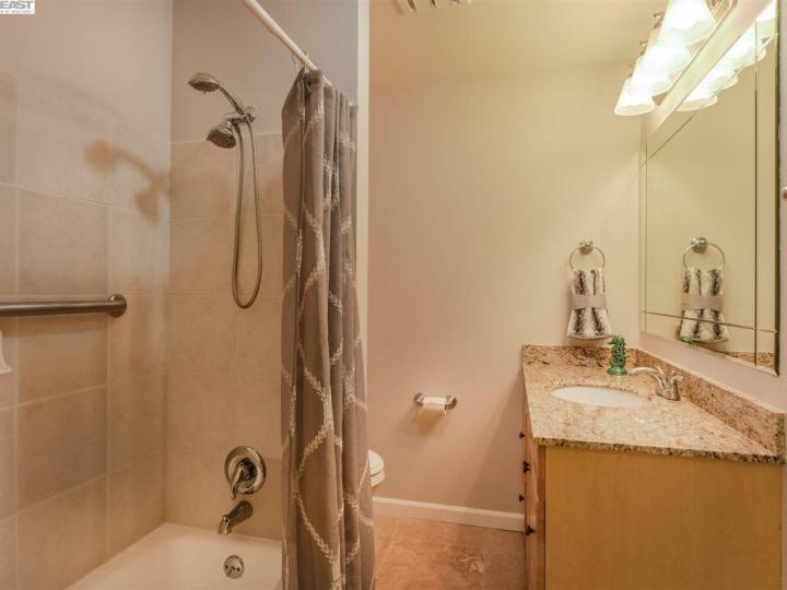 555 Lewis Ave, San Leandro, CA | Dutton Manor. Photo 19 of 27