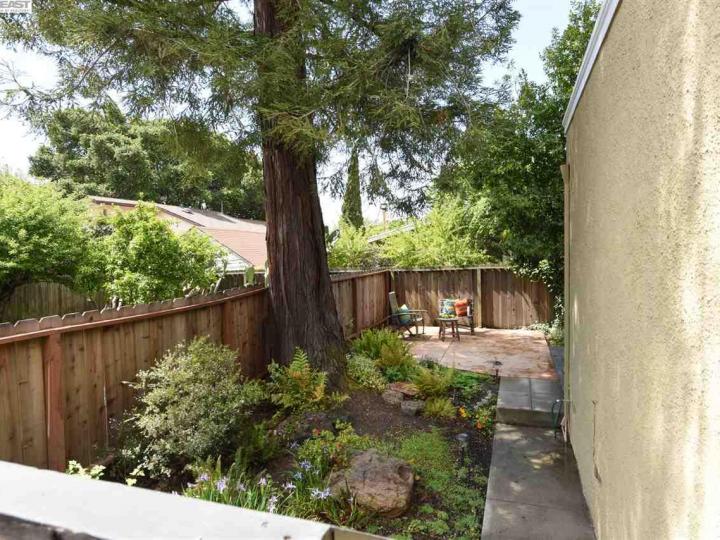 555 Lewis Ave, San Leandro, CA | Dutton Manor. Photo 25 of 27