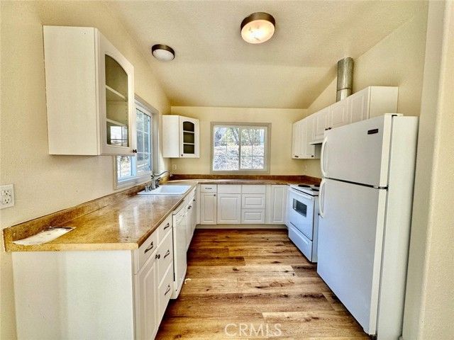 5796 Cathedral Spires, Mariposa, CA | . Photo 29 of 33