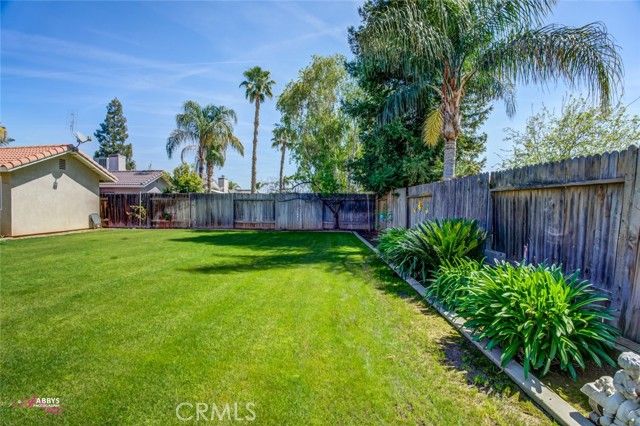 6407 Abby Rose Ave, Bakersfield, CA | . Photo 9 of 39